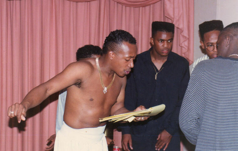 SG & MC Hammer /The Making the Please Hammer Dont Hurt EM Album